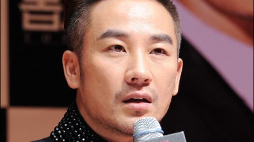 '톱스타' 엄태웅 "영화 속 발연기, 하던대로 했을 뿐" 폭소