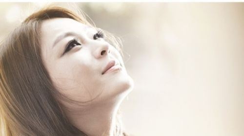 이영현 결혼, 11월 한 살 연하의 연예계 종사자와 결혼