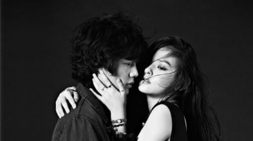 김윤혜, 뇌쇄적인 눈빛으로 김시후와 파격 커플 화보 촬영
