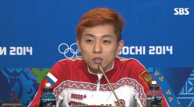 안현수 훈장 '올림픽 영웅'에 러시아 대통령 훈장과 포상 수여