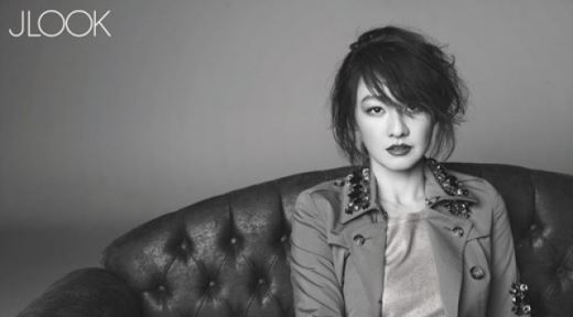 이미연 흑백화보 '원조 여신의 섹시한 변신' 너무 매력적이야