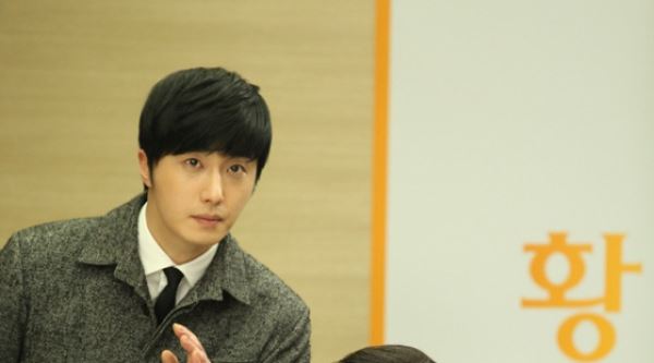 &ldquo;드라마에선 앙숙 현실에서 절친&rdquo;&hellip;정일우-유이-조민기 다정한 모습