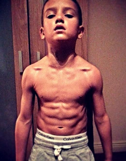 8살 꼬마 헤라클레