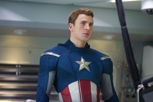 '캡틴 아메리카2' 4주째 주말 극장가 지켜&hellip;370만 돌파