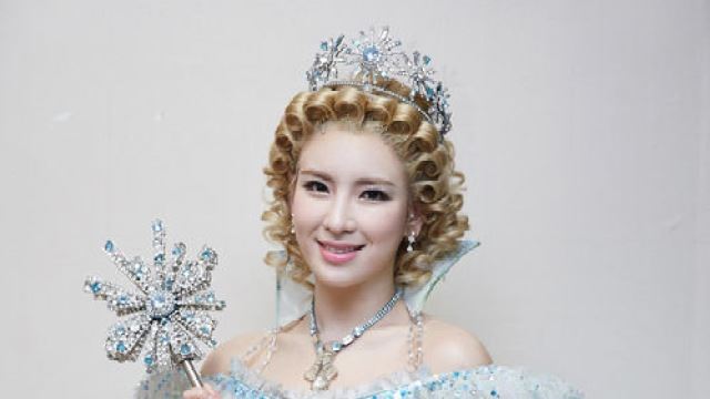 정선아, ‘위키드’ 100번째 공연 무대&hellip;전석 기립박수