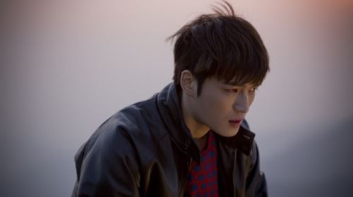 트라이앵글 김재중 눈물 흘리는 스틸컷 공개 '女心 흔들'