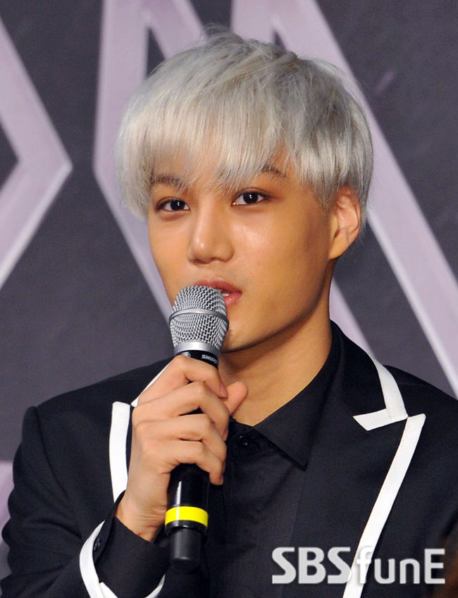 엑소 카이, '닮은꼴 베이비' 태오에게 영상편지 "형이 고기 사줄게"