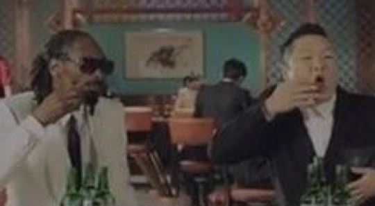 싸이 행오버 뮤비, 스눕독과 소주부터 편의점까지 &hellip; '환상콤비'