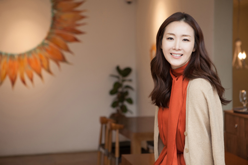 최지우, '유혹' 캐스팅 확정…권상우와 11년만에 호흡