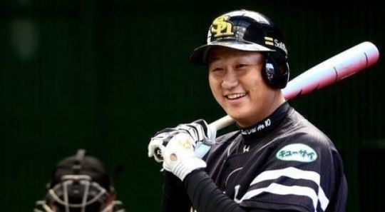 이대호 홈런 '생일 자축 11호' 인터리그에서만 6개째