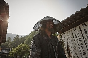 "하정우의 끝없는 변신"&hellip;'군도'서 백정과 의적을 넘나든다