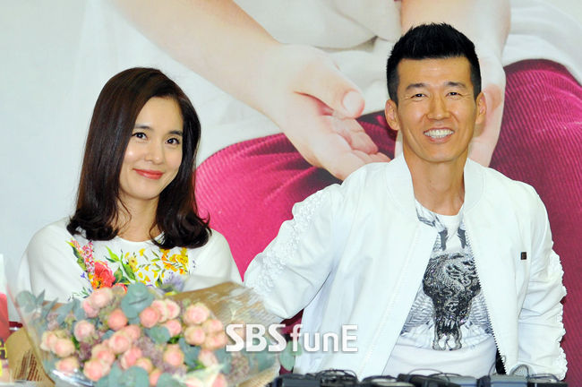 션 "혜영-하랑 나온 책 표지 너무나 마음에 들어요"