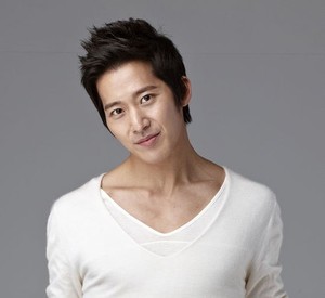 이완 '연평해전' 합류&hellip;"무한한 영광, 최선을 다할 것"