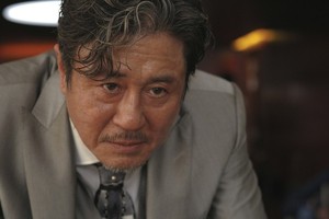 언어의 벽 넘은 최민식, '루시'서 본색 드러냈다