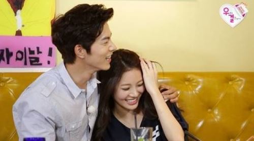 ‘우리 결혼했어요’ 홍종현 유라, 홍석천 조언 덕에 첫 포옹 ‘성공’