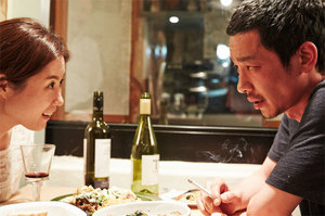 '자유의 언덕' 카세 료-문소리의 국경 초월한 연기 앙상블