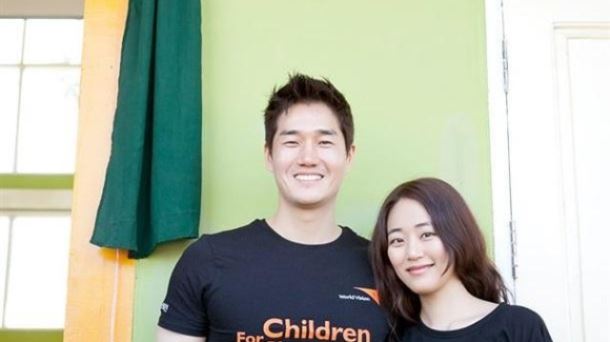 김효진 남수단 톤즈에 초등학교 설립, 남편 유지태와 '아름다운 선행'