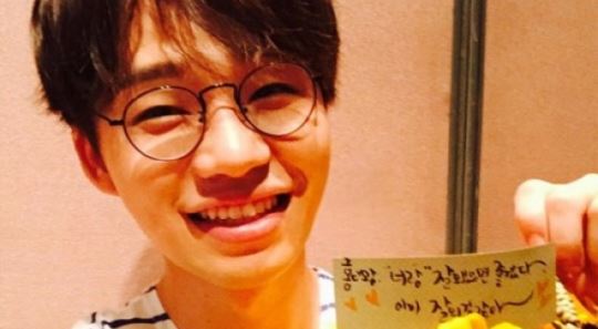 홍대광, '너랑'으로 1년 만에 컴백&hellip;'꽃보다 환한 미소'