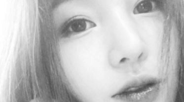 남규리, 앵두같은 입술&hellip;'청초미' 뽐내
