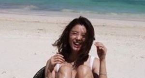 엄현경, 헝크러진 머리에도 '빛나는 미모'