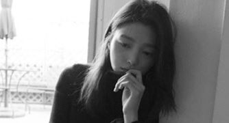 엄현경, 흑백톤의 청순미 뽐내&hellip;'남심 폭격'