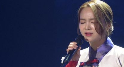 송소희, 국악기 연주 무대로 감동 선사&hellip;'칭찬 릴레이'