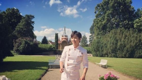 정용화, 프라하에서의 일상&hellip;'생파 기념'