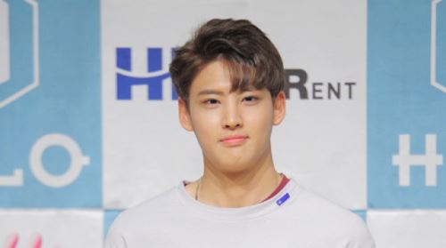 [E포토]헤일로 인행, '소년에서 남자로 돌아왔어요'