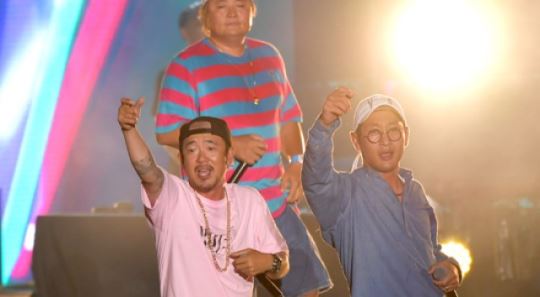 [E포토]DJ DOC, 다같이 잔을 들어 건배!