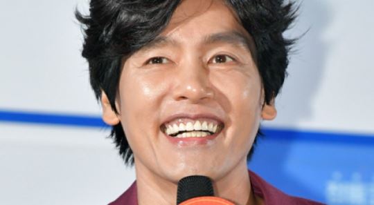 [E포토]최성국, '구세주로 3번째 인사할 줄 몰랐어요'