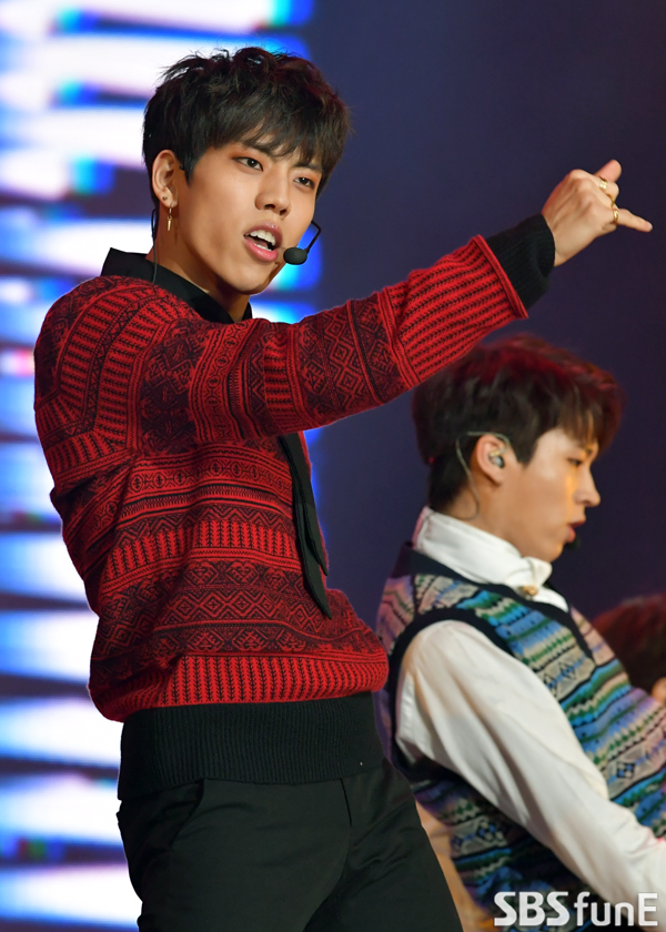 [E포토]카리스마 폭발하는 인피니트 동우