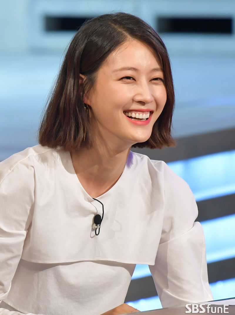 여자플러스 빅스 라비 윤승아 이현이 장도연
