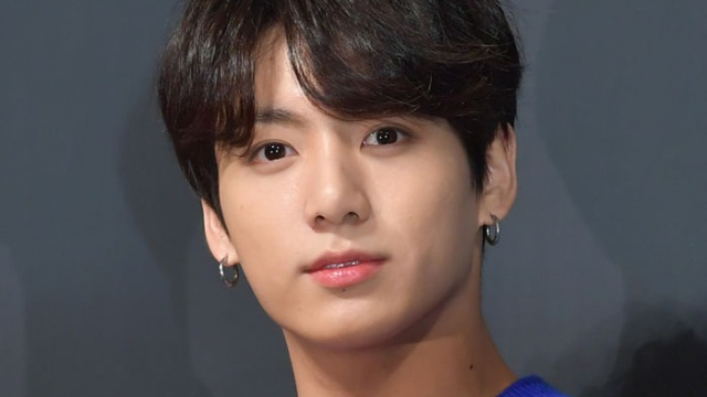 방탄소년단 정국, 발꿈치 찢어지는 부상 "英 콘서트 안무 없이 참여"