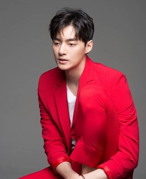 '꽃보다남자' 김준, 3년 전 이미 결혼..아빠 됐다