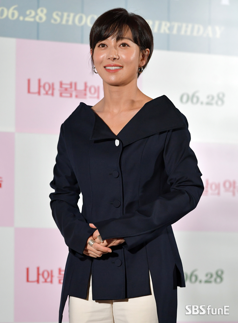 [E포토]장영남, 밝은 미소로 인사