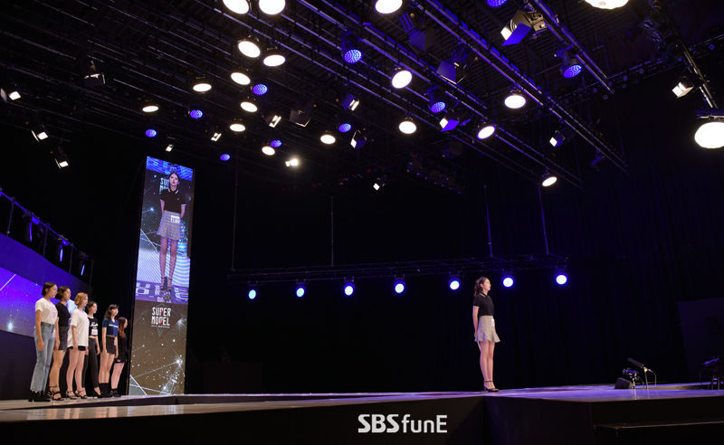 슈퍼모델 선발대회 예선전
