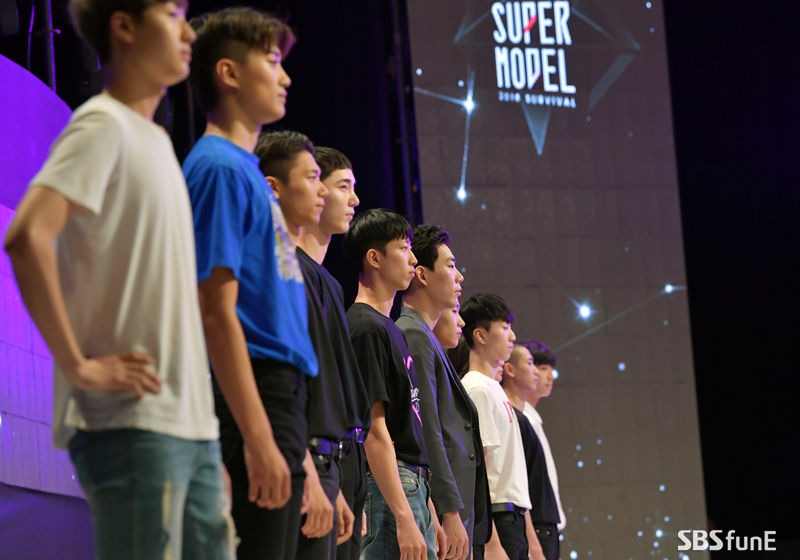슈퍼모델 선발대회 예선전