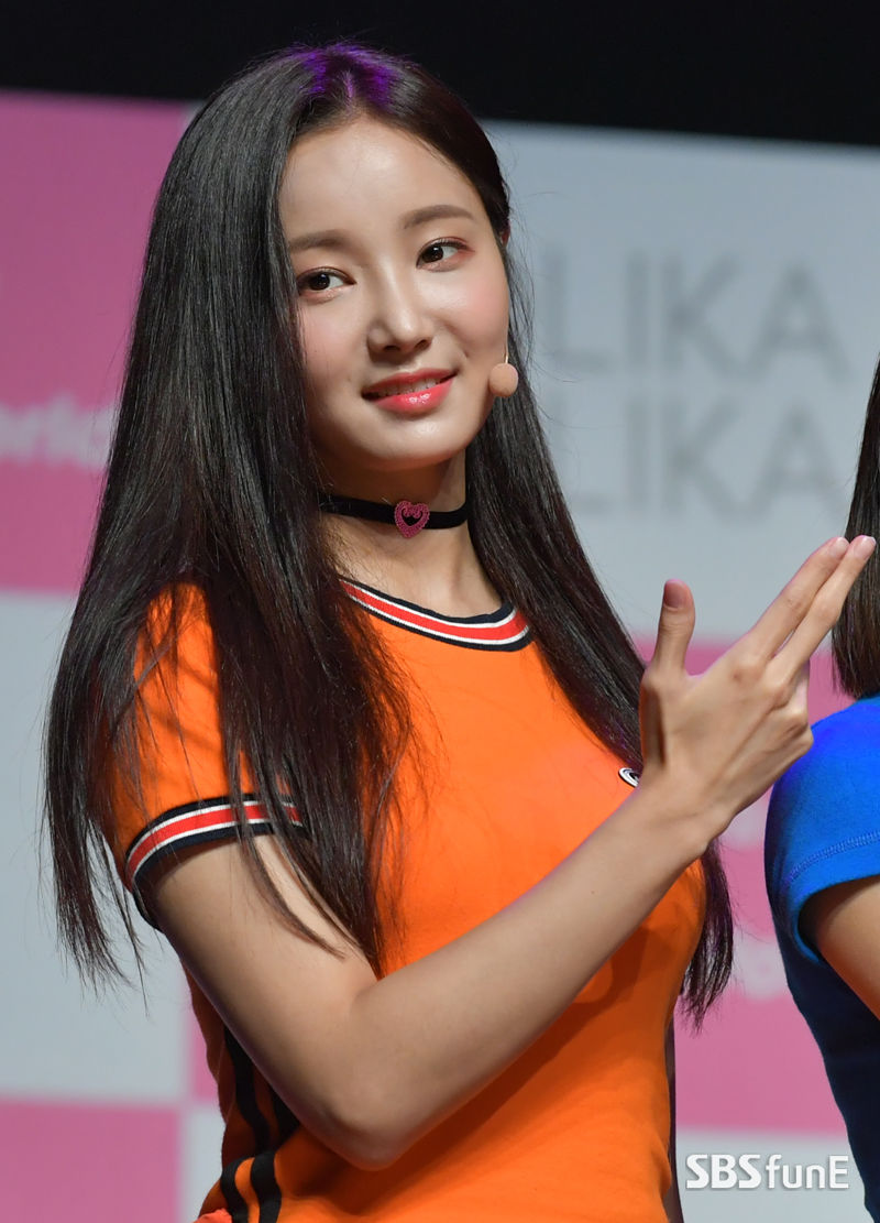 [E포토]모모랜드 연우, 미모에 물이 올랐네∼