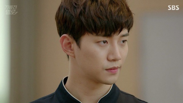 '기름진 멜로' 이준호, 요리대결 첫 판에서 임원희에 일격