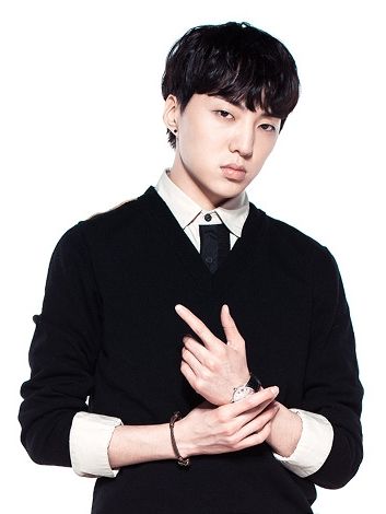 "위너의 에너지 담겠다"…강승윤, '영스트리트' 스페셜 DJ 출격