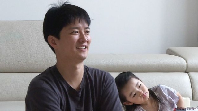 소이현♥인교진 ‘돌잡이 동상이몽’&hellip;딸 소은이의 선택은?