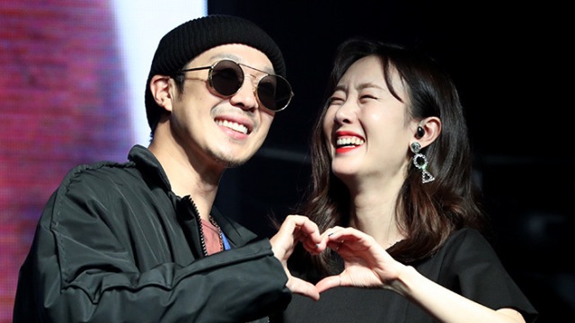 하하♥별, '별 컴백 무대서도 사랑꾼 인증'