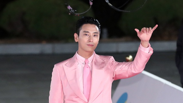 주지훈 '소세지 패션', 미국도 반했다&hellip;베스트 드레서 선정