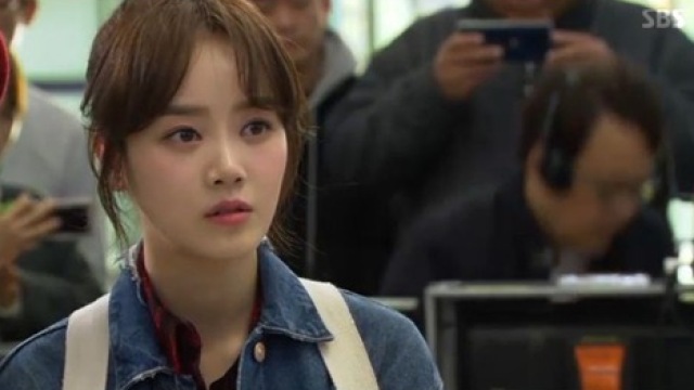 "아침에는 캔디, 밤에는 황후"&hellip;신고은, 카멜레온 매력