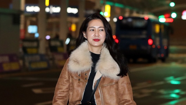 [E포토]이요원, '출국장 런웨이'