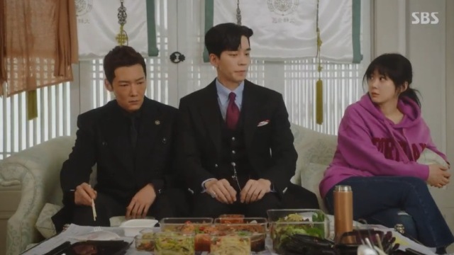 '황후의 품격' 신성록-장나라 포옹 "황후와 사이 좋게 지내고 싶다"