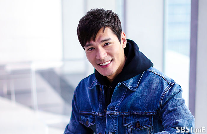 김주우