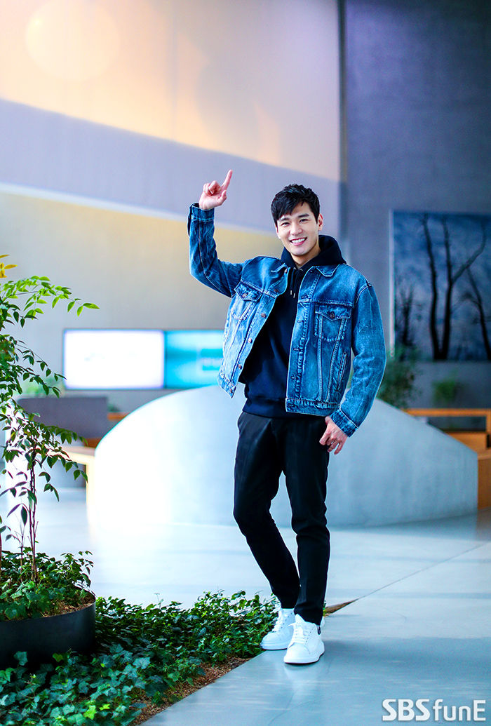 김주우