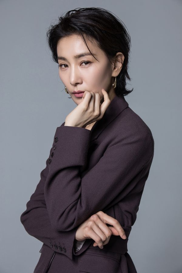 김서형 -플라이업 제공