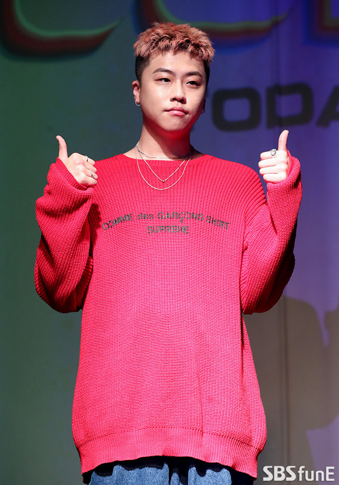 [E포토]준, '첫 정규 앨범 발매'